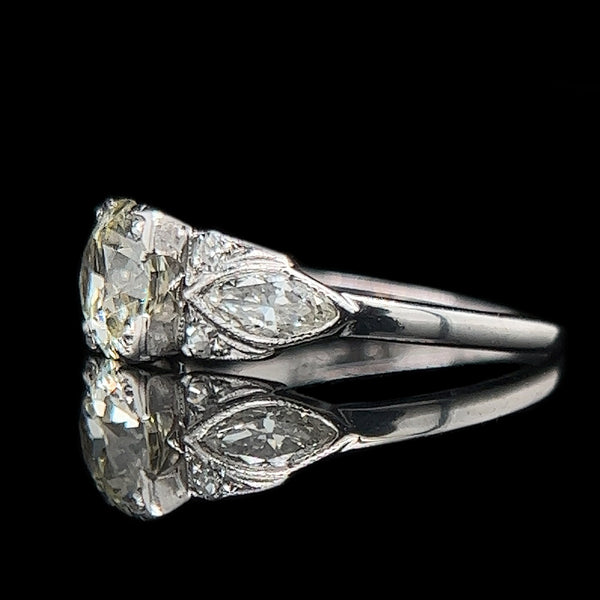 Art Deco 1.15ct. Diamond & Platinum Antique Engagement - Fashion Ring - J40289
