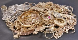 How to Sell Scrap Gold: Maximize Your Payout & Find the Best Buyers