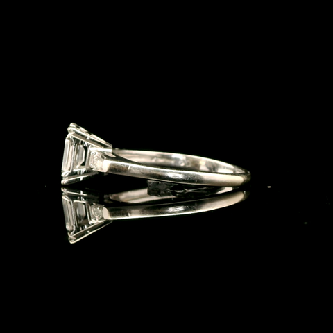 .50ct. Diamond Vintage Engagement - Fashion Ring White Gold - J43002