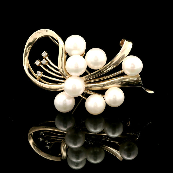 6.5mm-6.9mm Akoya Cultured Pearl & Diamond Vintage Brooch Yellow Gold - J39891