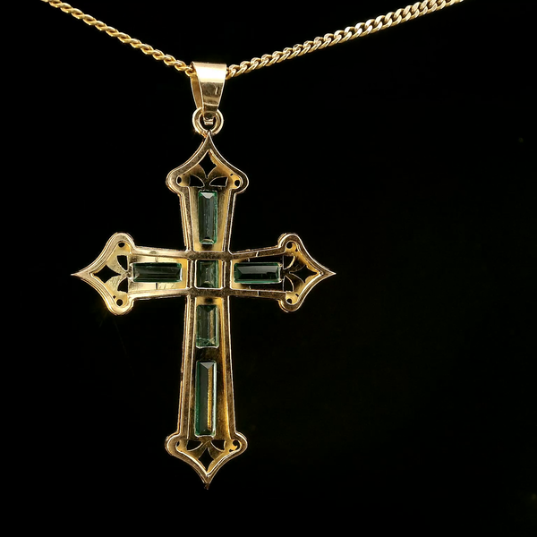 1.50ct. T.W. Emerald Vintage Cross Necklace 18K Yellow Gold - J43086