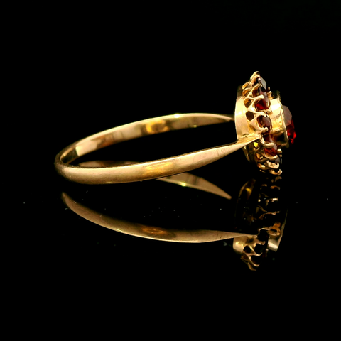 Victorian .65ct. Garnet Antique Engagement - Fashion Ring Yellow Gold - J43212