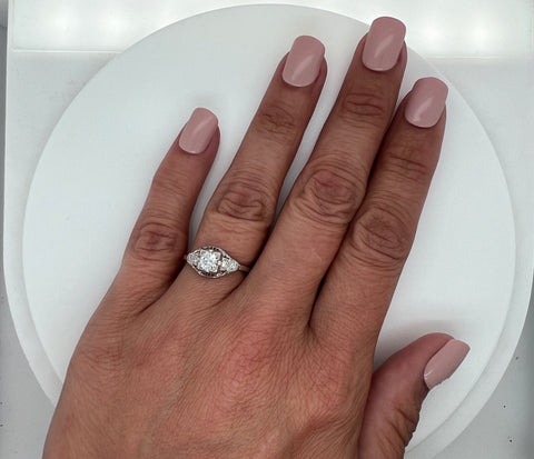 Art Deco .38ct. Diamond & Platinum Antique Engagement - Fashion Ring - J34839