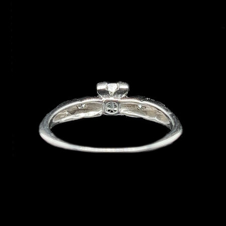 Art Deco .33ct. Diamond Antique Engagement - Fashion Ring Platinum - J37138