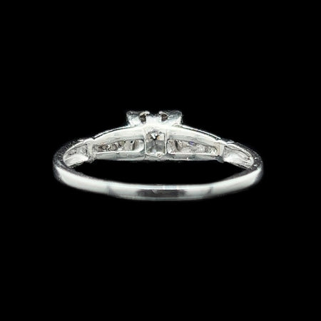 Art Deco .35ct. Diamond & Platinum Antique Engagement - Fashion Ring - J37194