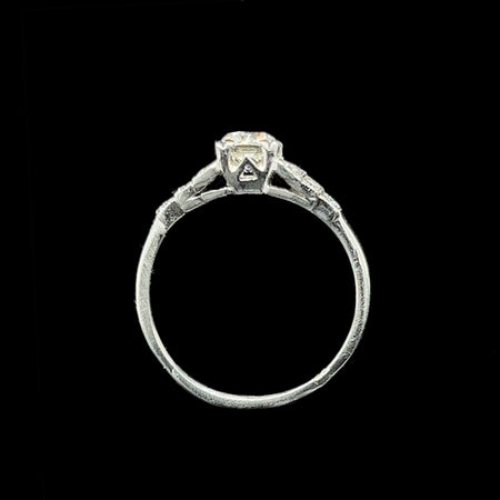 Art Deco .45ct. Diamond Antique Engagement - Fashion Ring Platinum - J37682