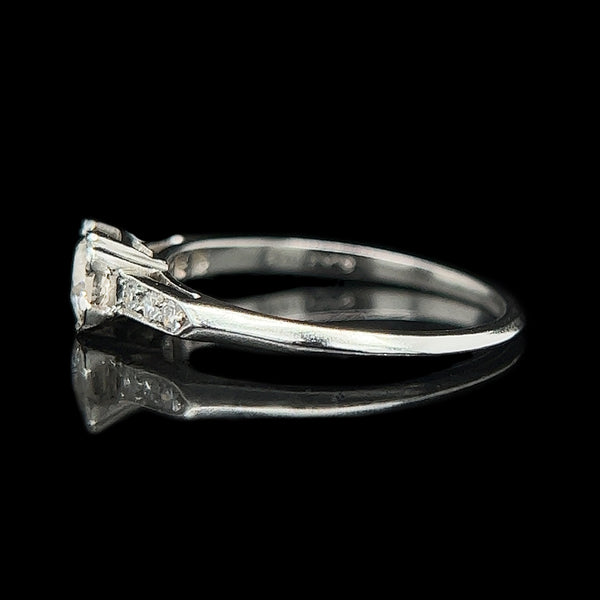 Art Deco .40ct. Diamond & Platinum Antique Engagement - Fashion Ring - J37730