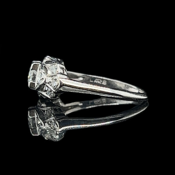 Art Deco .25ct. Diamond & Platinum Antique Engagement - Fashion Ring Loretz & Benoit - J38048