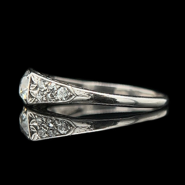 Art Deco .42ct. Diamond Antique Engagement - Fashion Ring Platinum - J39177