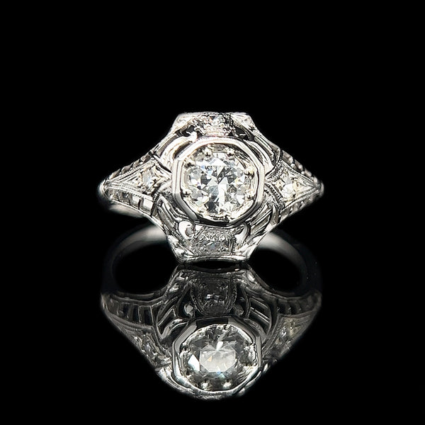 Art Deco .45ct. Diamond Antique Engagement - Fashion Ring Platinum - J42579