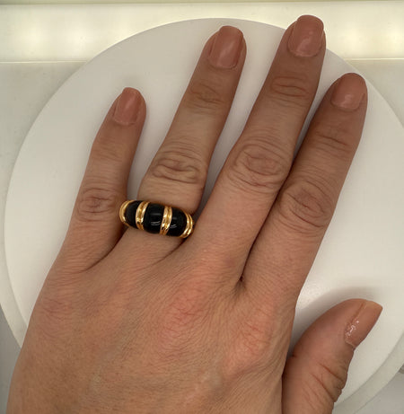 Onyx Estate Fashion Ring 18K Yellow Gold - J42609