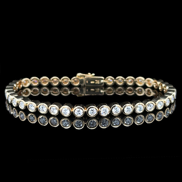 2.50ct. T.W. Diamond Estate Tennis Bracelet 18K Yellow Gold - J42685C