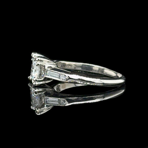 Art Deco 1.13ct. Diamond Antique Engagement - Fashion Ring Platinum - J42688