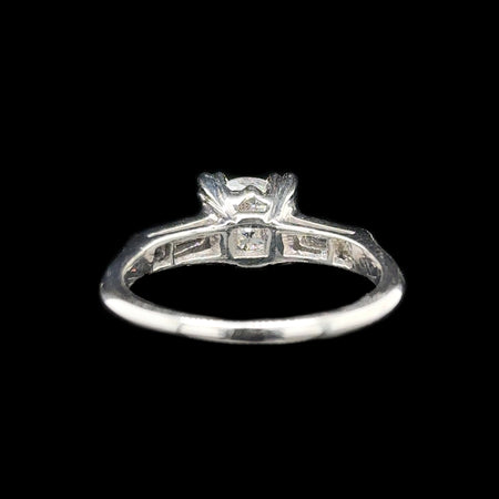 Art Deco 1.13ct. Diamond Antique Engagement - Fashion Ring Platinum - J42688