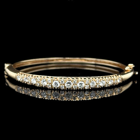 1.00ct. T.W. Diamond Vintage Bangle Bracelet Yellow Gold - J42812