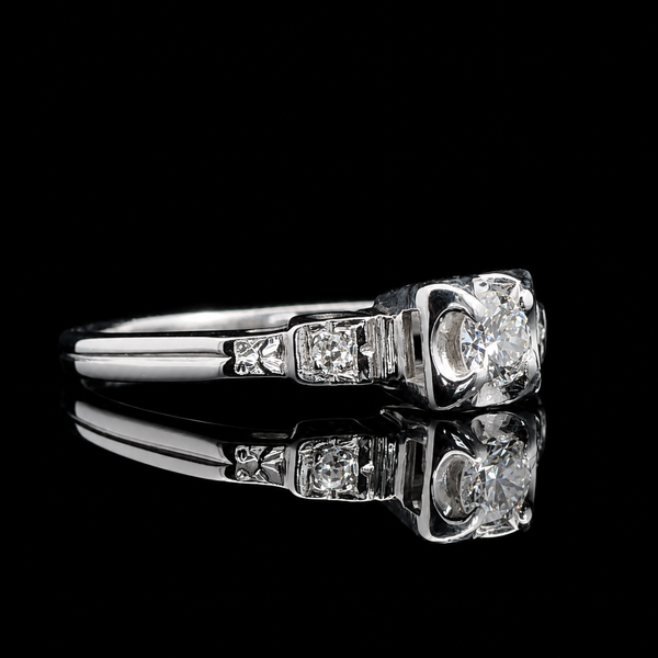 .18ct. Diamond Vintage Engagement - Fashion Ring White Gold - J44006