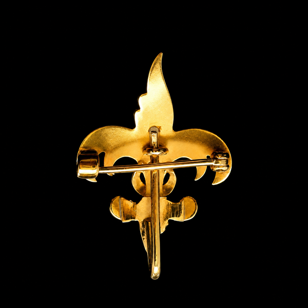 Seed Pearl Fleur-de-lis Vintage Brooch Yellow Gold - J44049