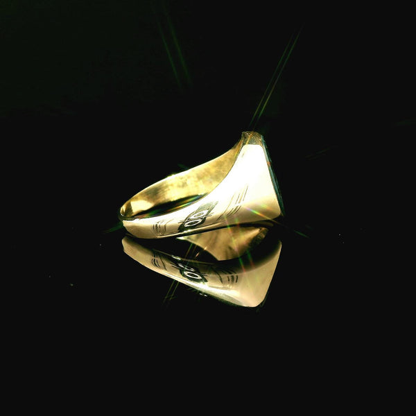 Bloodstone Intaglio Vintage Gents Fashion Ring Yellow Gold - J42952