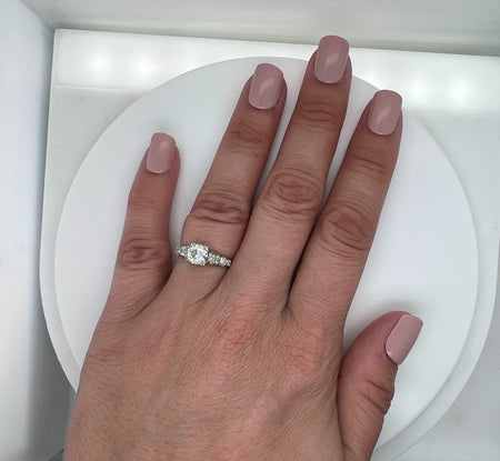 Art Deco .85ct. Diamond Antique Engagement - Fashion Ring Platinum  - J39263