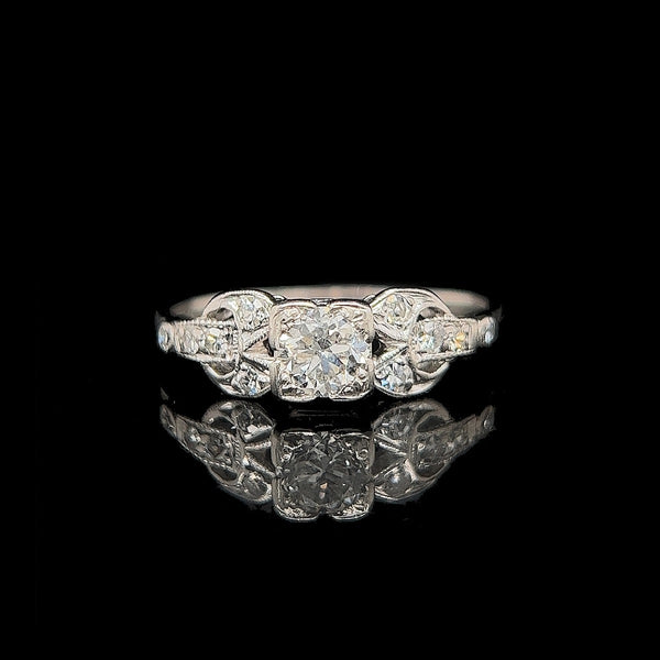 Art Deco .35ct. Diamond Antique Engagement - Fashion Ring Platinum - J39977